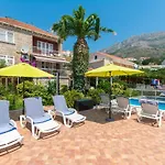 Apartament With A Swimming Pool Mlini, Dubrovnik - 9009 *