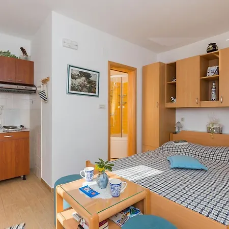 With A Swimming Pool Mlini, Dubrovnik - 9009 *