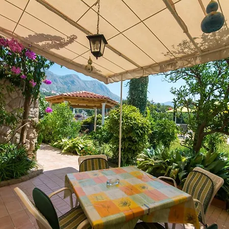 With A Swimming Pool Mlini, Dubrovnik - 9009 *